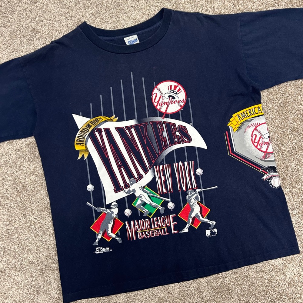 Vintage New York Yankees Salem Sportswear All Over Print Tshirt Large USA 1993